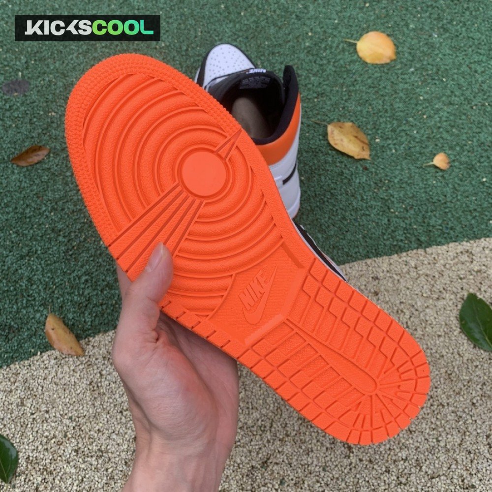 Air Jordan 1 Retro High OG 'Electro Orange' Unisex