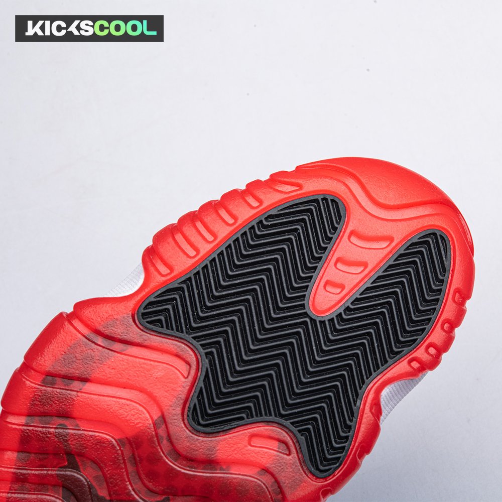 Jordan 11 Retro Low Bred Unisex