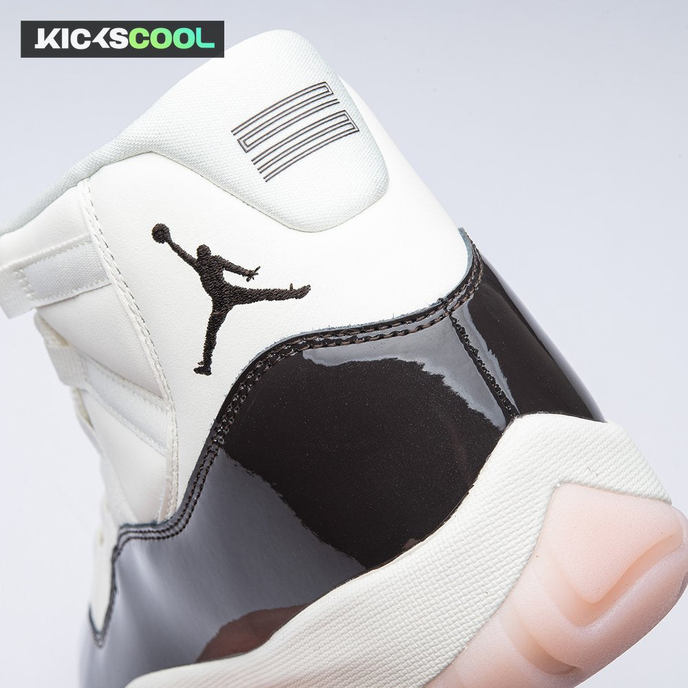 Air Jordan 11 "Neapolitan" Unisex