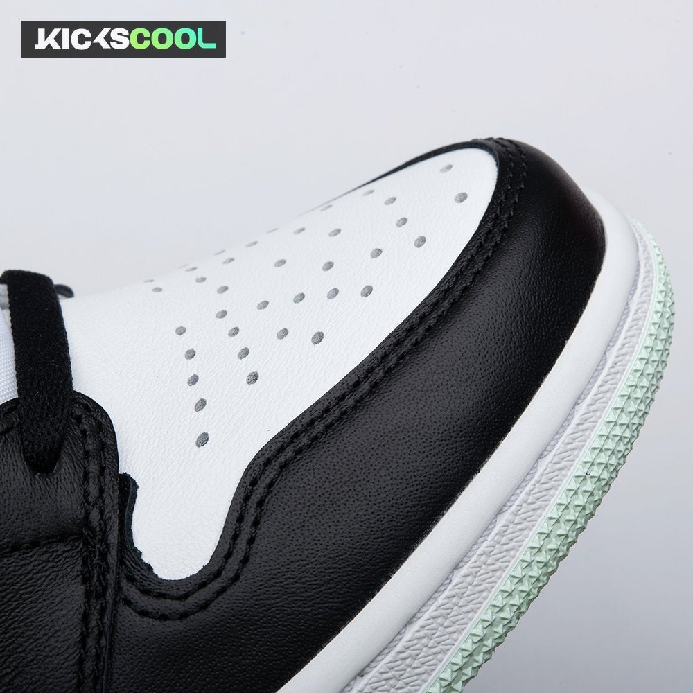 Air Jordan 1 OG Igloo 861428-100 Unisex