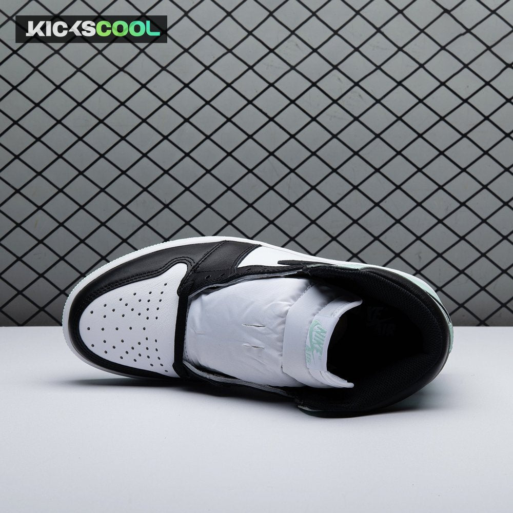 Air Jordan 1 OG Igloo 861428-100 Unisex