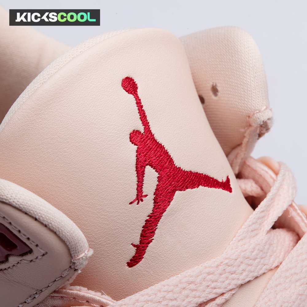 Air Jordan 3 Retro Valentine's Day (2025) HJ0178-600 Unisex