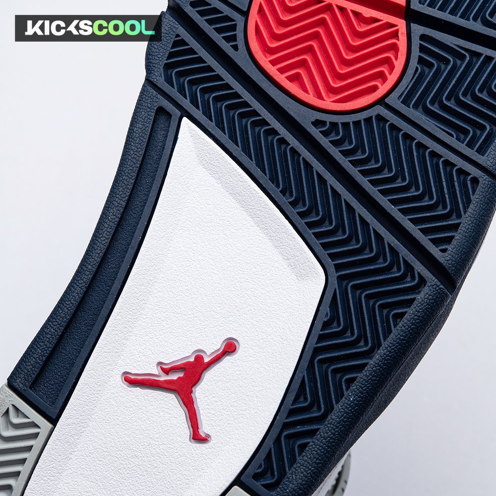 Air Jordan 4 Midnight Navy Unisex