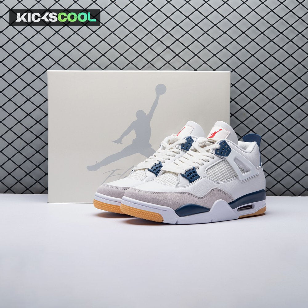 Jordan 4 SB "Summit White/Navy" DR5415-100 Unisex