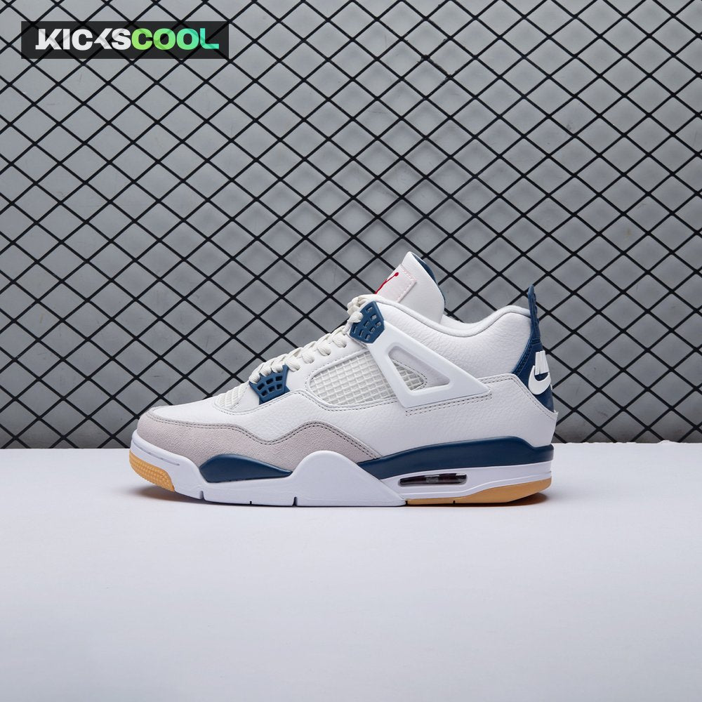 Jordan 4 SB "Summit White/Navy" DR5415-100 Unisex