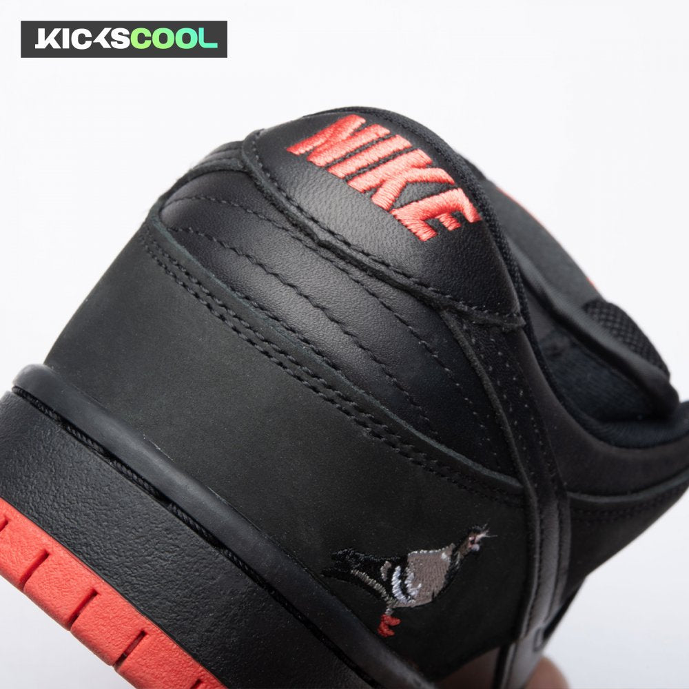 Dunk Low Pro SB 'Black Pigeon' Unisex