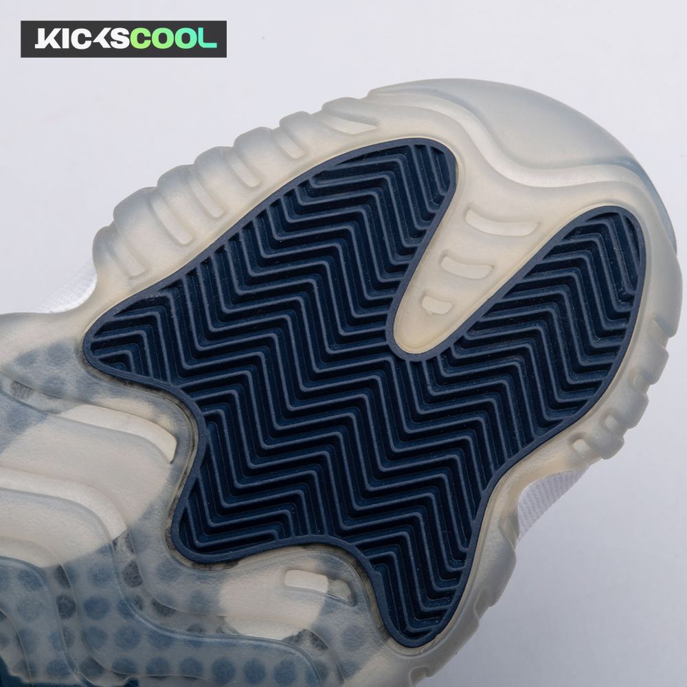 Jordan 11 Retro Low Georgetown 528895-007 Unisex