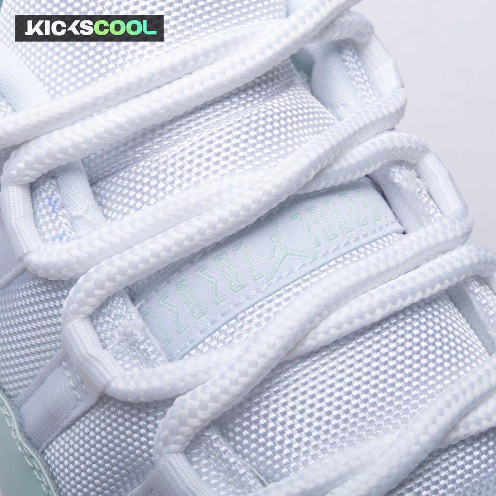 Jordan 11 Retro Low Igloo AH7860-103 Unisex