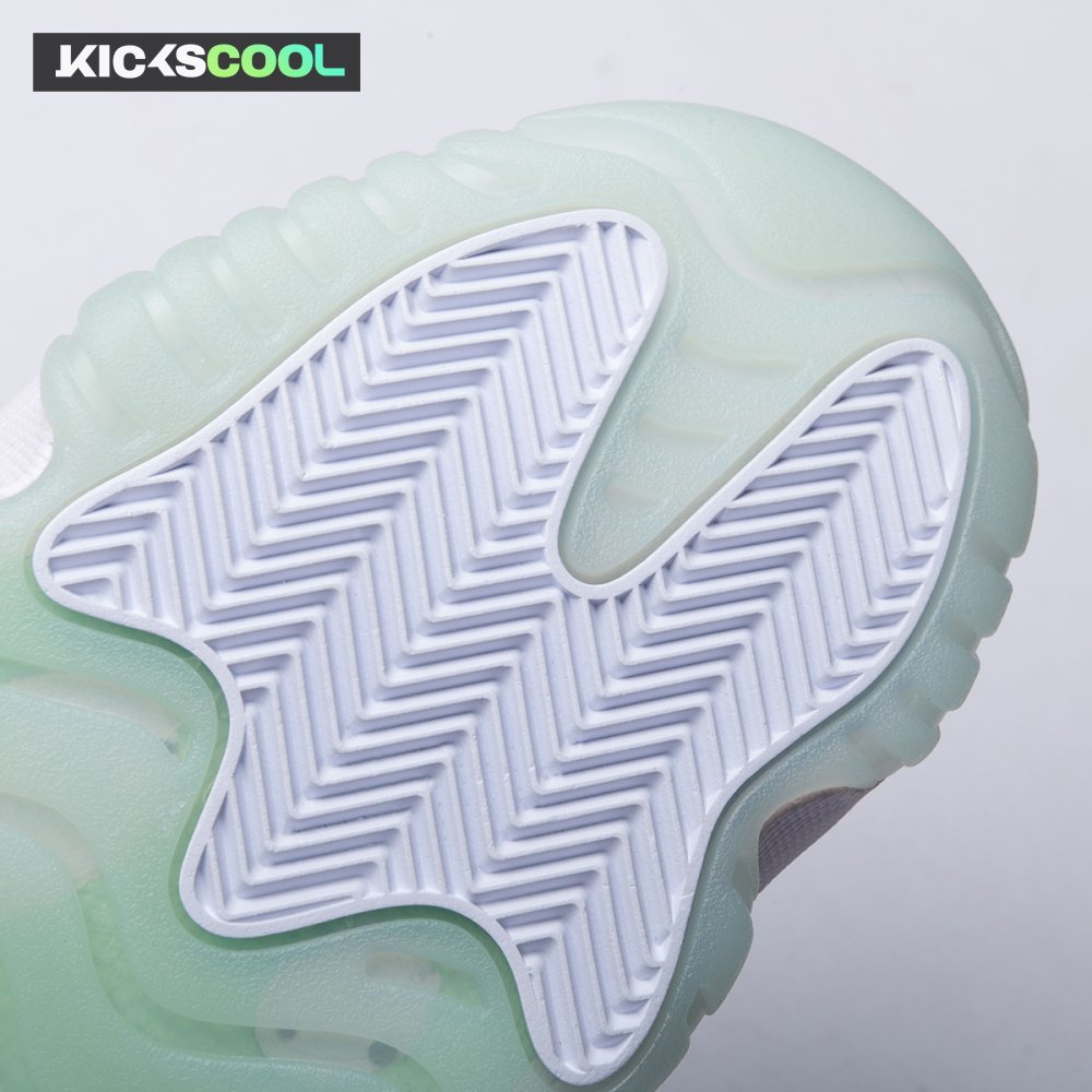 Jordan 11 Retro Low Igloo AH7860-103 Unisex