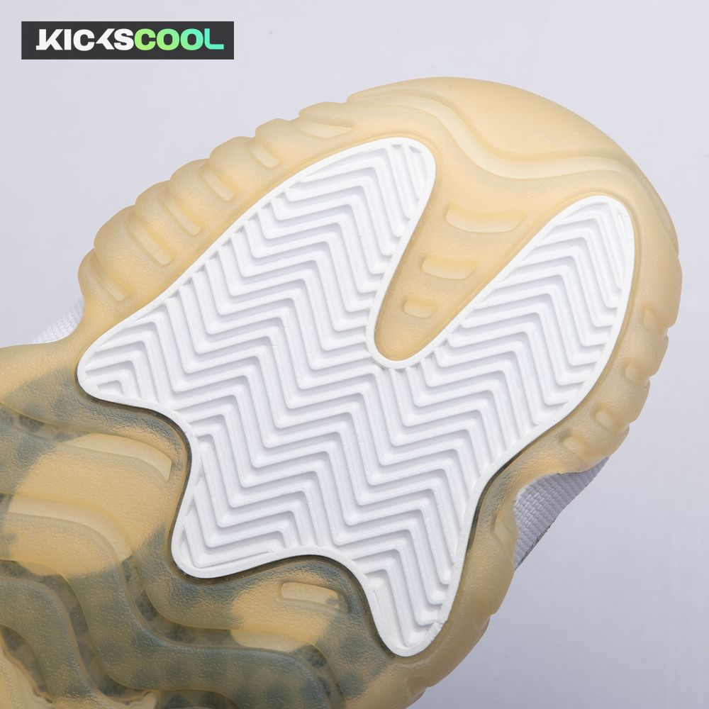 Jordan 11 Retro White Metallic Silver AR0715-100 Unisex