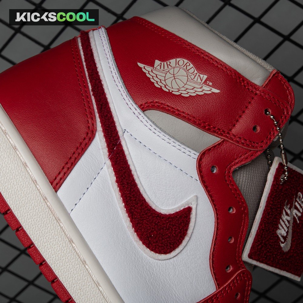 Jordan 1 High OG Newstalgia Chenille DJ4891-061 Unisex