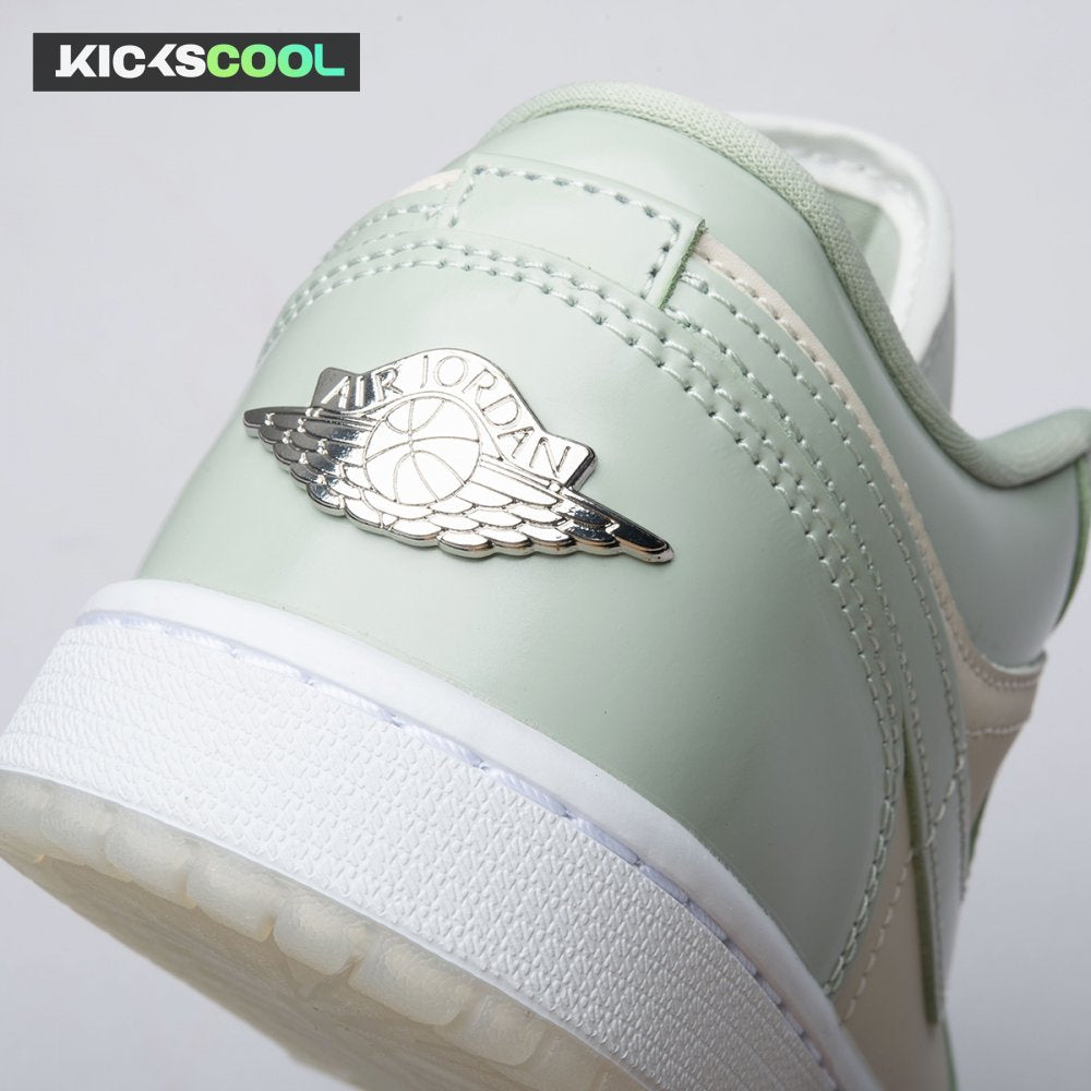 Jordan 1 Low Seafoam Sail HF4078-100 Unisex