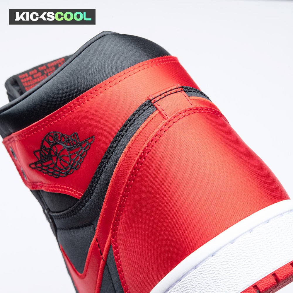 Jordan 1 Retro High OG Satin Bred Unisex