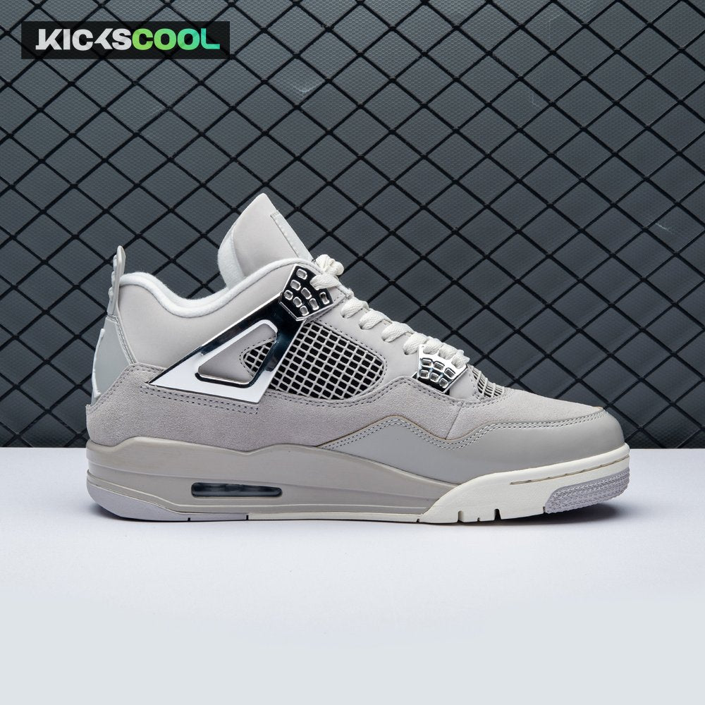 Jordan 4 Retro Frozen Moments AQ9129-001 Unisex