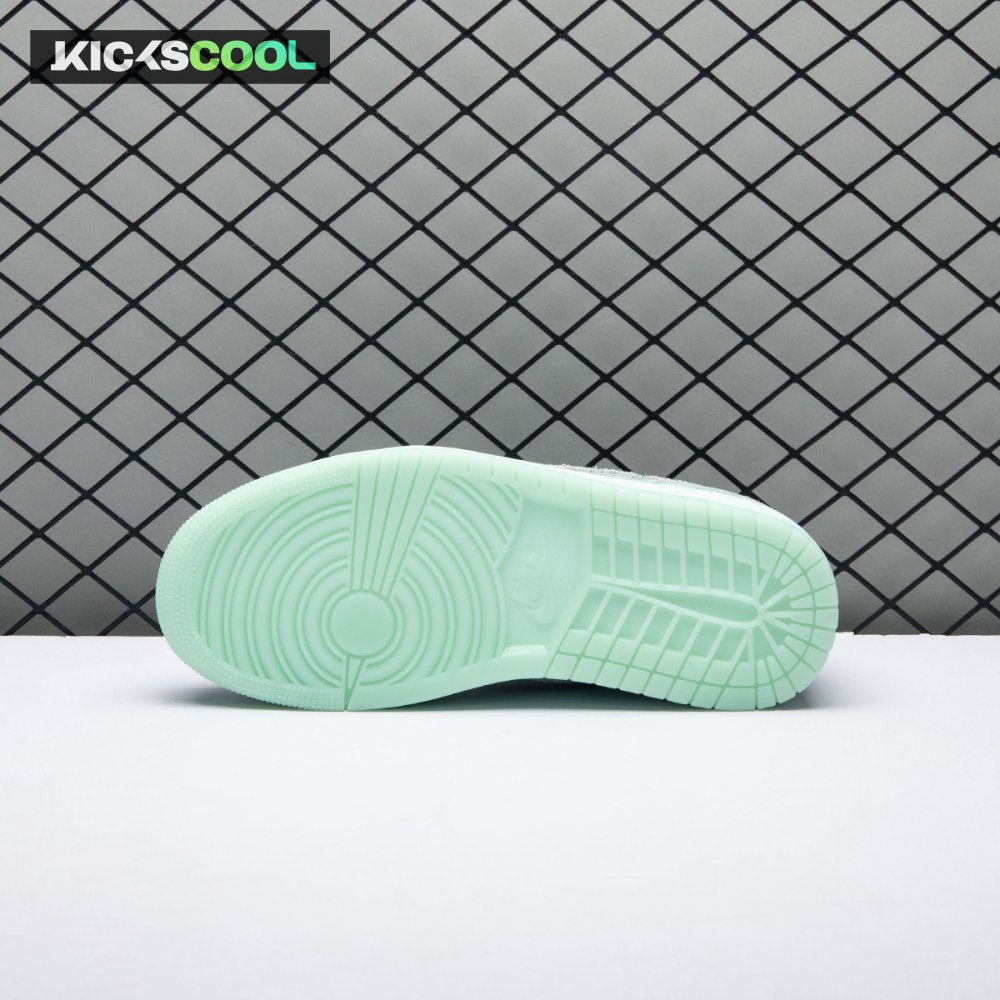 Jordan 1 Retro Low OG Washed Teal HQ8111-300 Unisex