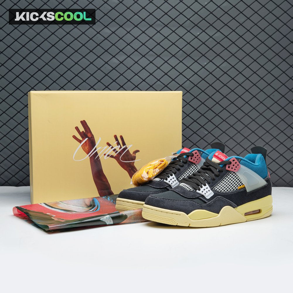 Air Jordan 4 Retro 'Off Noir' Unisex