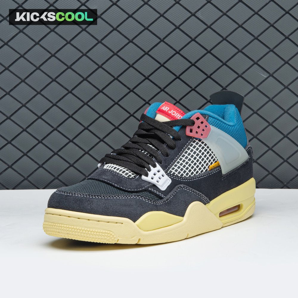Air Jordan 4 Retro 'Off Noir' Unisex