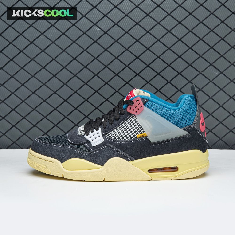 Air Jordan 4 Retro 'Off Noir' Unisex