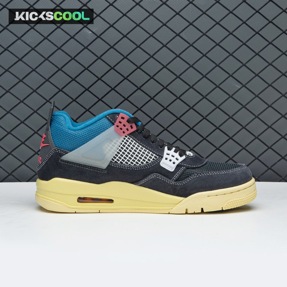 Air Jordan 4 Retro 'Off Noir' Unisex