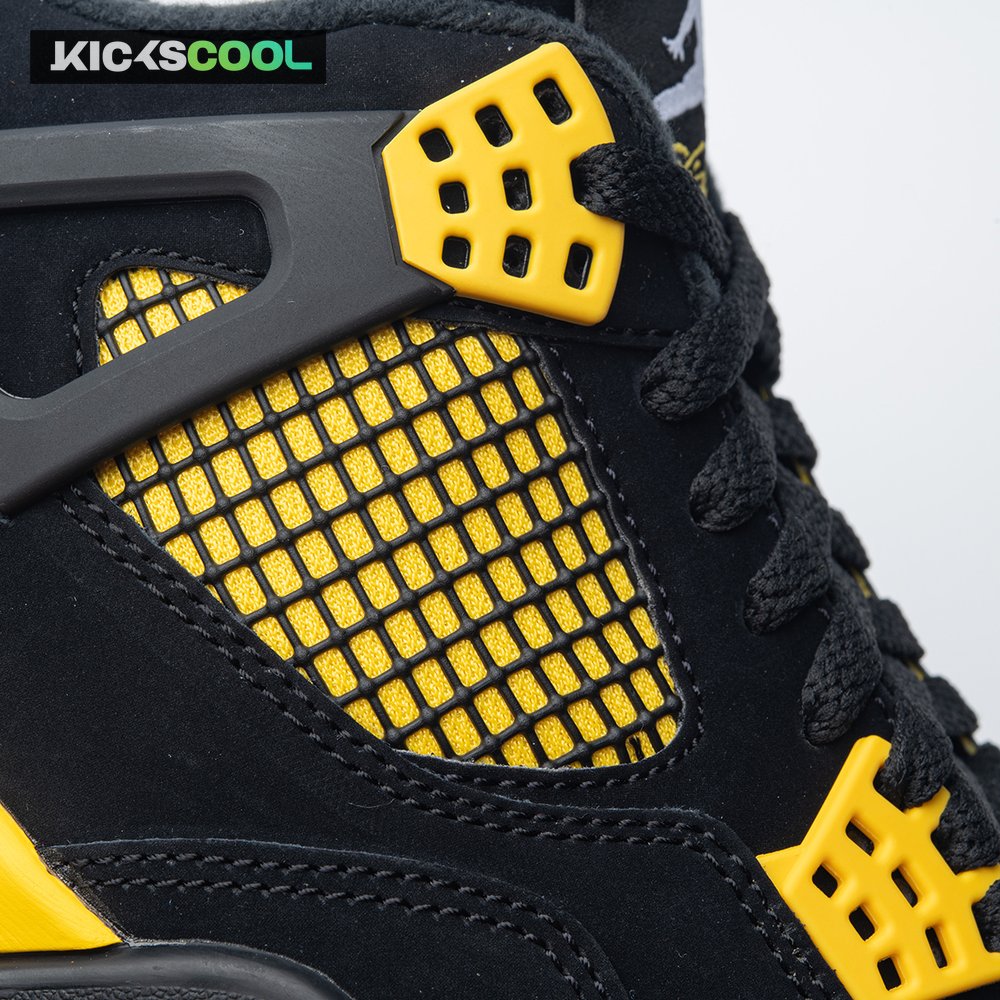 Jordan 4 Retro Thunder (2023) DH6927-017 Unisex